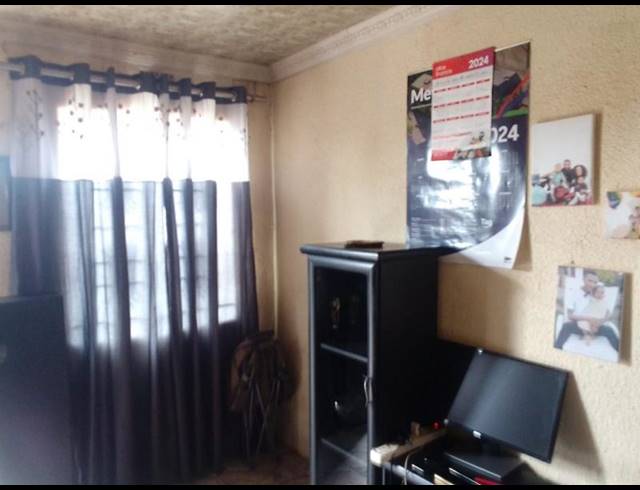 2 BEDROOM HOUSE FOR SALE IN PALM RIDGE